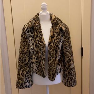 Express- Faux leopard coat small